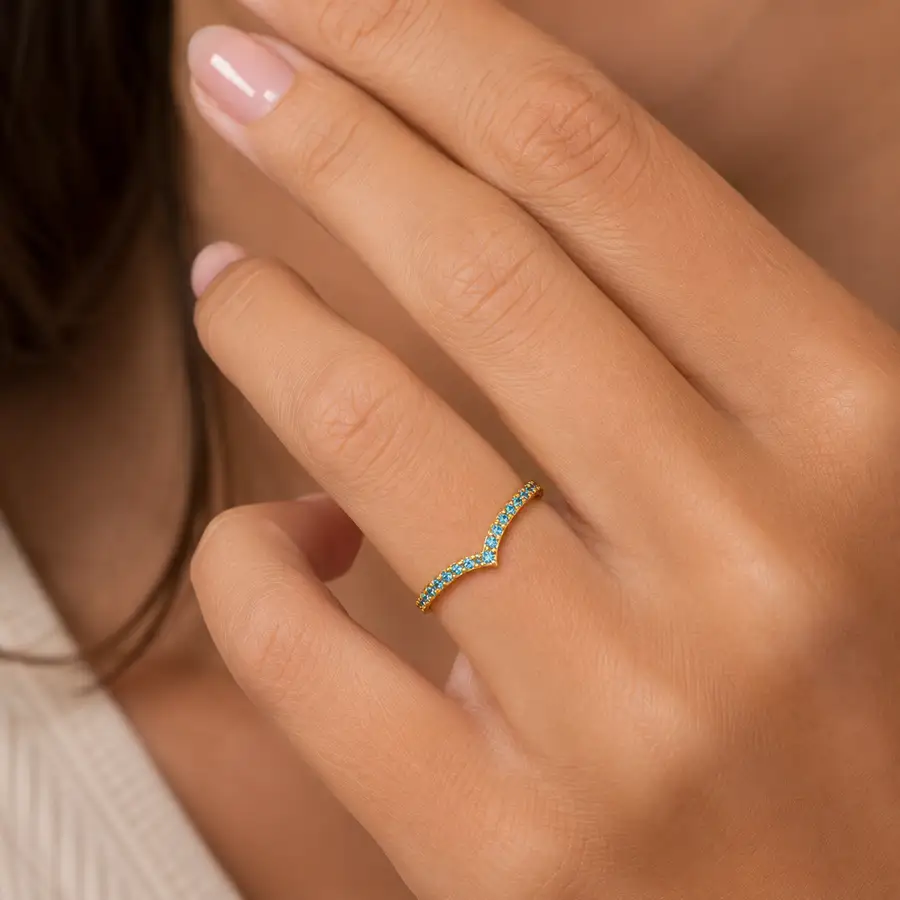 Anel de Ouro 18k Solitário Em V com Zircônias - Imagem 3