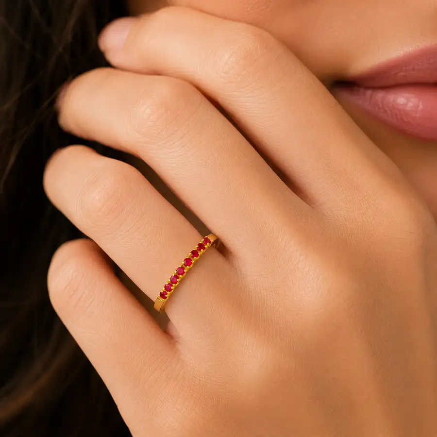 Anel Meia Aliança de Ouro 18k com 8 Rubis de 3 Pontos - Imagem 3